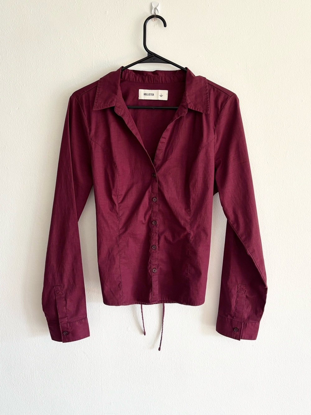 Hollister Co. burgundy red cotton-blend button up blouse with tie waist
